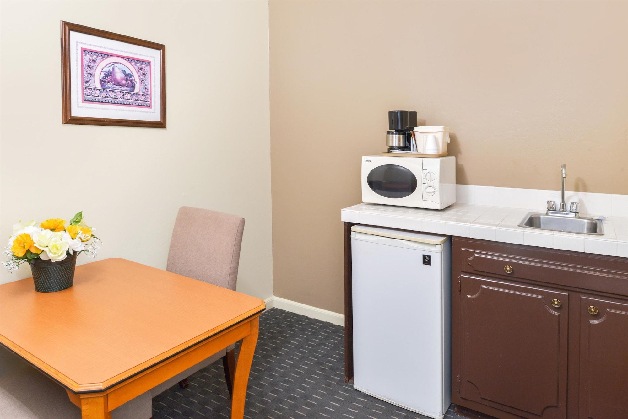 Svendsgaard'S Lodge- Americas Best Value Inn & Suites Solvang Eksteriør bilde