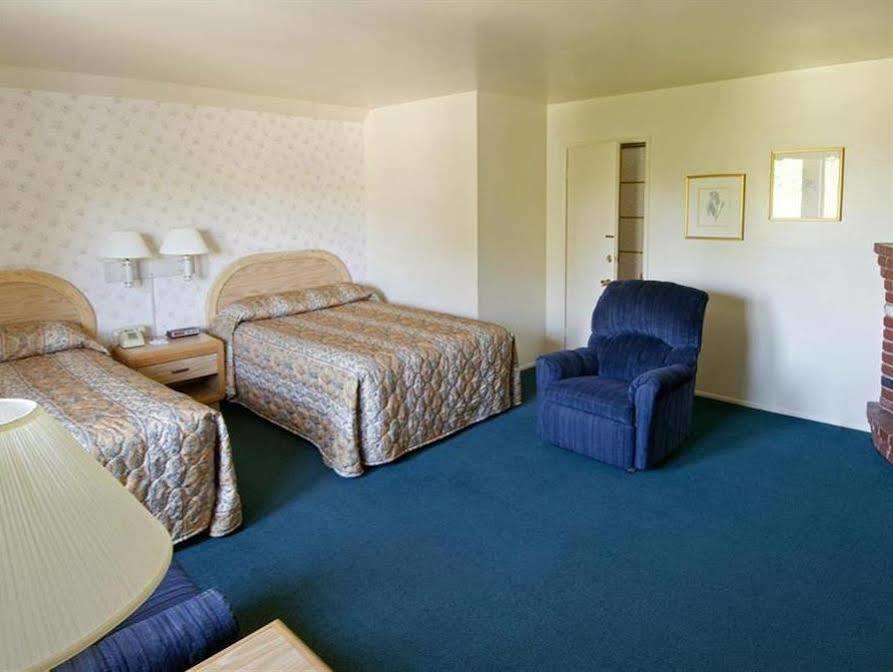 Svendsgaard'S Lodge- Americas Best Value Inn & Suites Solvang Eksteriør bilde