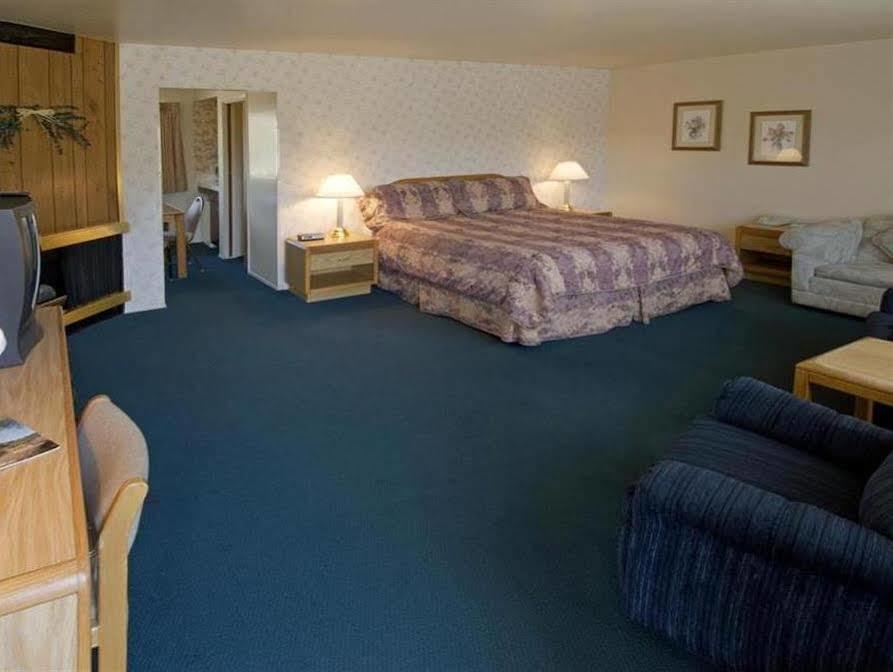 Svendsgaard'S Lodge- Americas Best Value Inn & Suites Solvang Eksteriør bilde