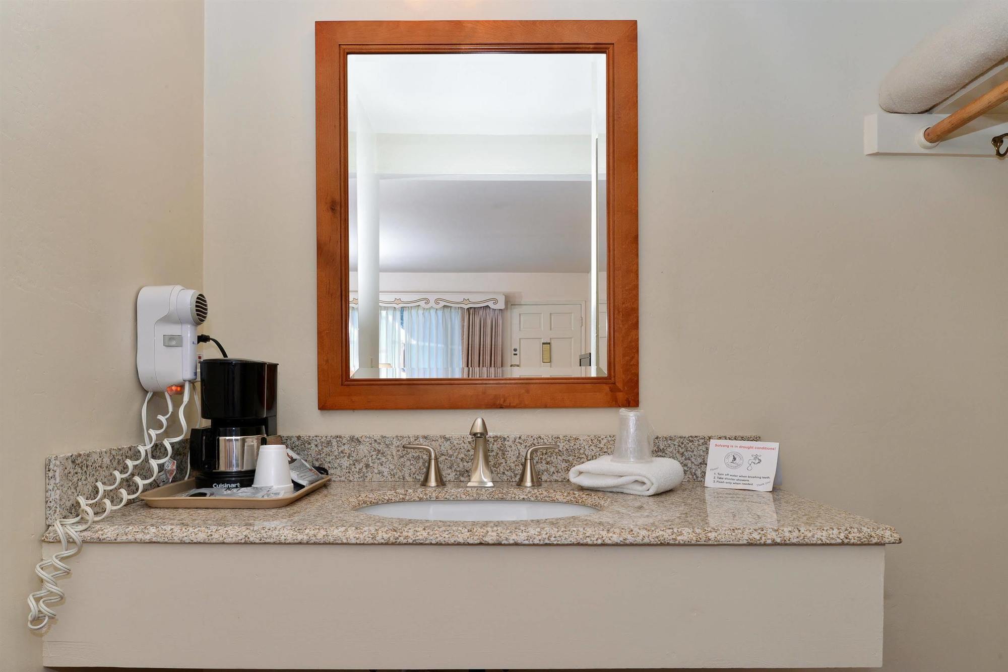 Svendsgaard'S Lodge- Americas Best Value Inn & Suites Solvang Eksteriør bilde